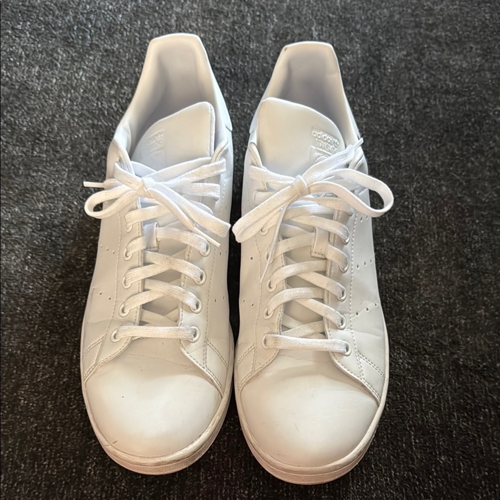 Adidas Classic Stan Smith 
White Lace-Up Shoes Size 12